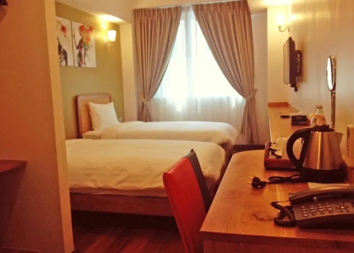 호텔 Cozy At 9 And Kitchen 3*