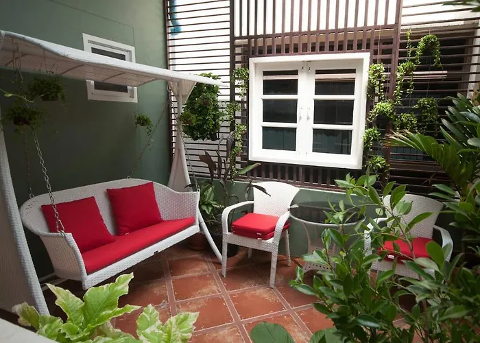 Hotel Cozy At 9 And Kitchen Bangkok
