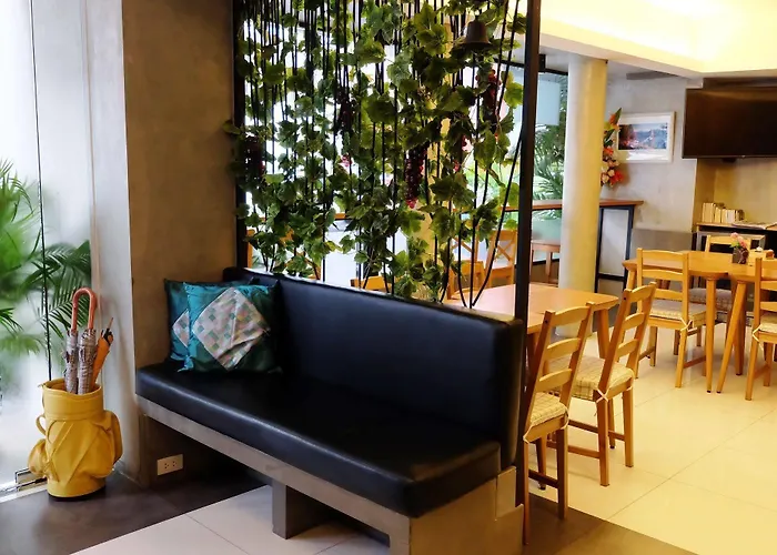 Hotel Cozy At 9 And Kitchen Bangkok