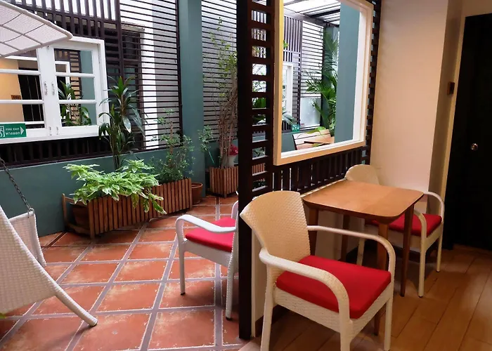 Cozy At 9 And Kitchen Hotel 3*