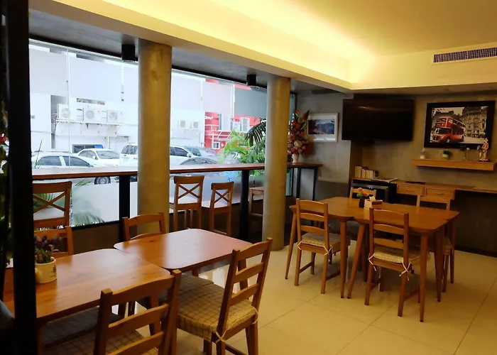 Cozy At 9 And Kitchen